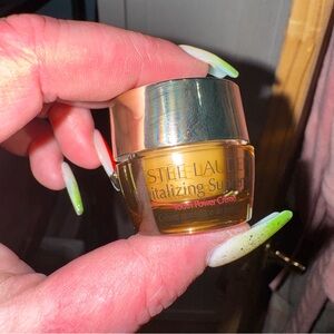 Revitalizing supreme + youth crème mini